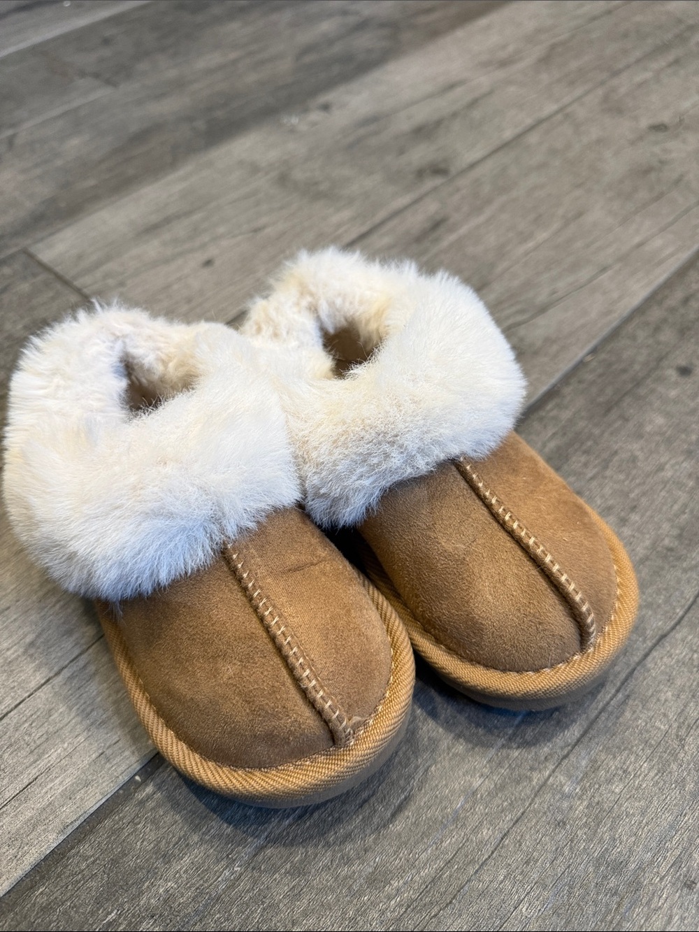 Cat & Jack Tan Faux Fur Cuff Slip-On Kids Slippers